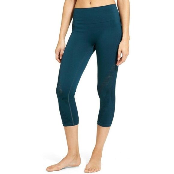 Athleta Mesh Around Seamless Capri, Constellation - Picture 1 of 4